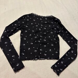 Womens/Juniors size S Henley ribbed floral 🌺 top